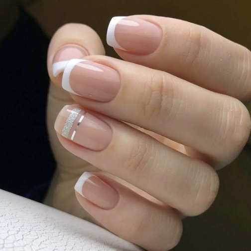 French Manicure 2023-2024